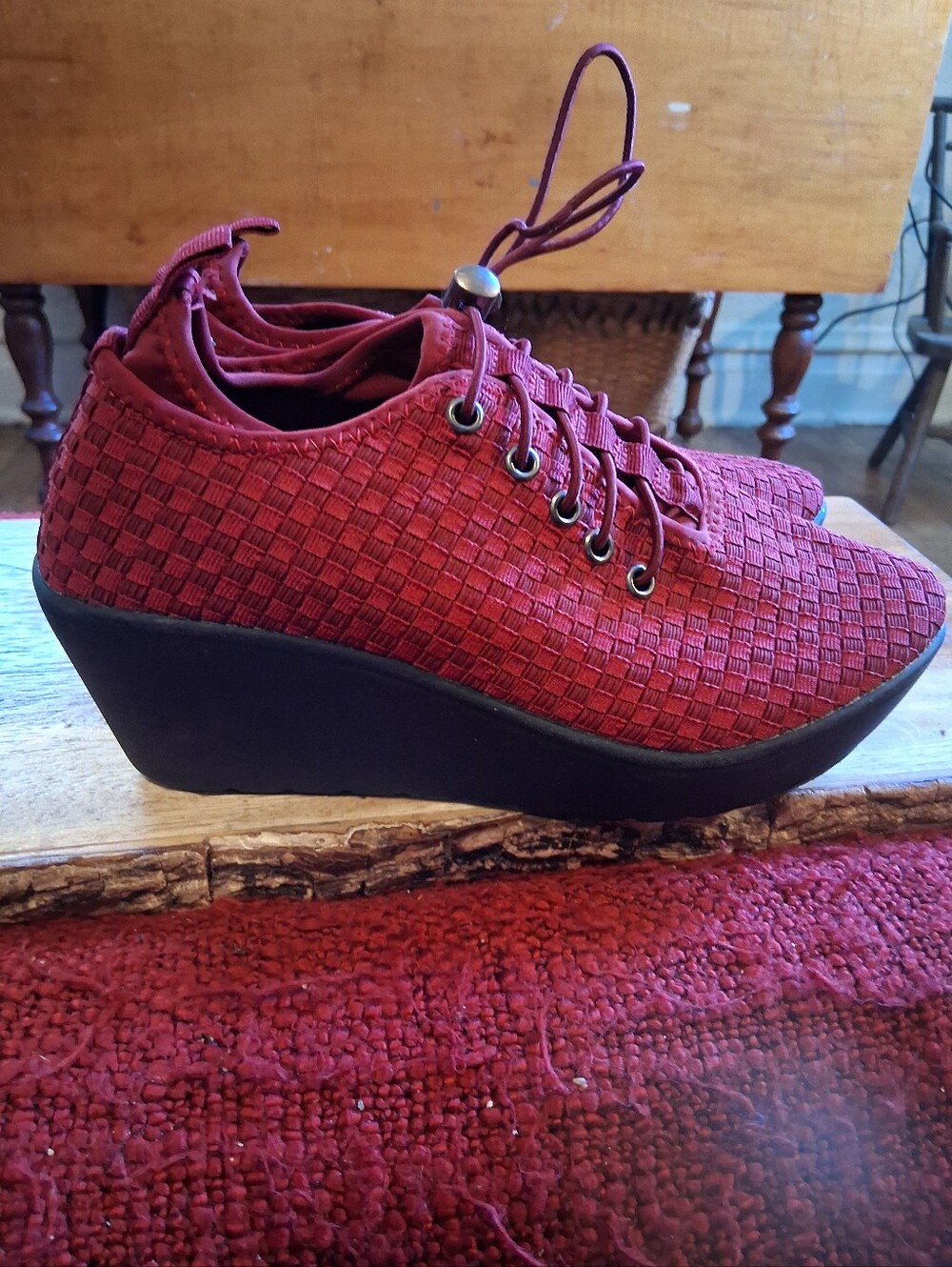 Steven By Steve Madden Burgundy Woven Slip On Wedge Heeled Shoes Sz 6.5